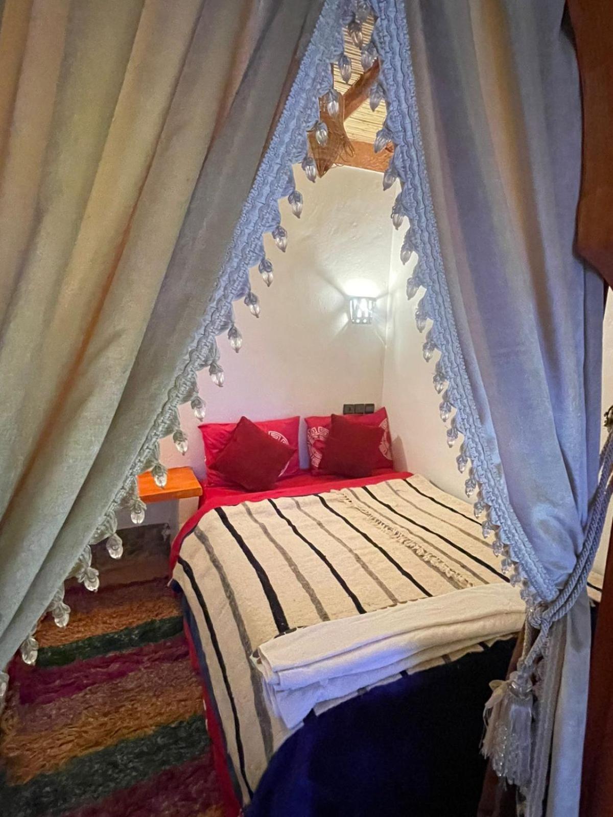 Auberge Oued Dades Boumalne Eksteriør billede